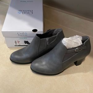 NWT Croft and Barrow Ines Boot Gray Womens 9